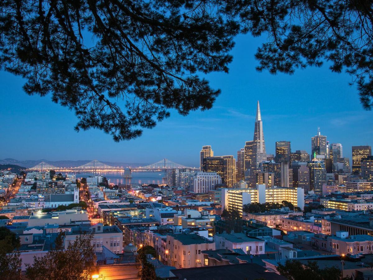 City view of San Francisco at dusk.